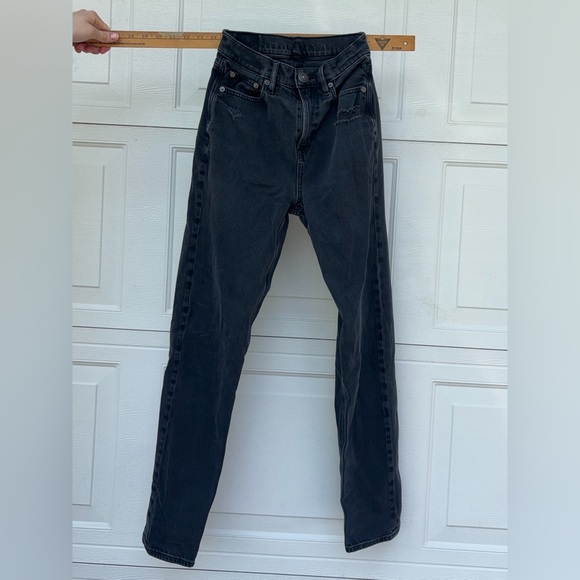 American Eagle High Waisted Mom Jeans
Size 0 X-Long - Picture 1 of 2